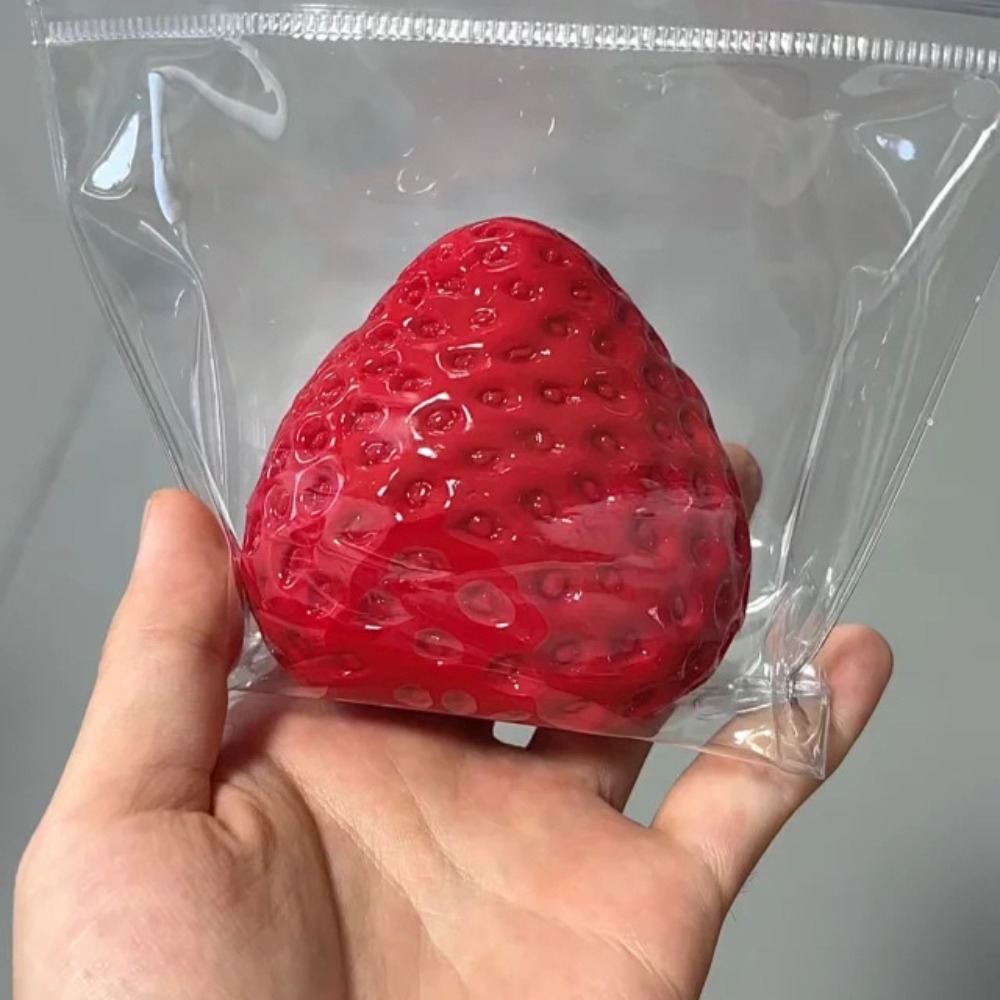 Strawberry Squeeze Toy Fidget  - đánh giá và giá Party Games For Adults And Kids