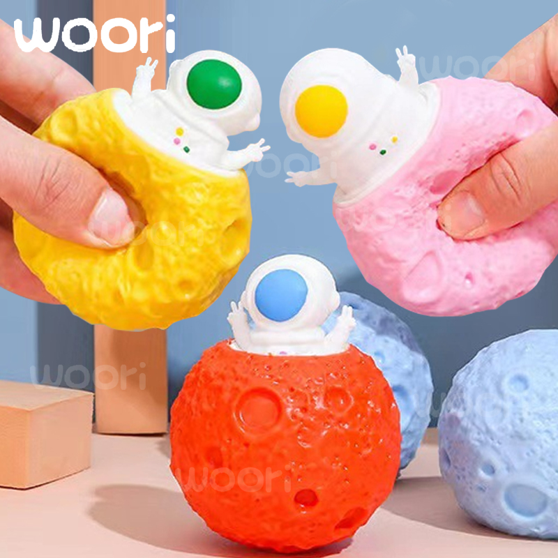 Squeeze Astronauts Planet TPR  - đánh giá và giá Party Games Adults Funny